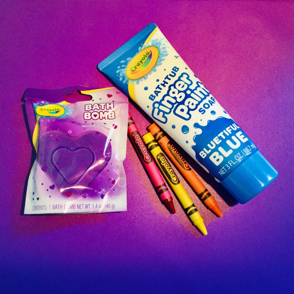 CRAYOLA Bathtub Fingerpaints + Bath Bomb Ⓜ️